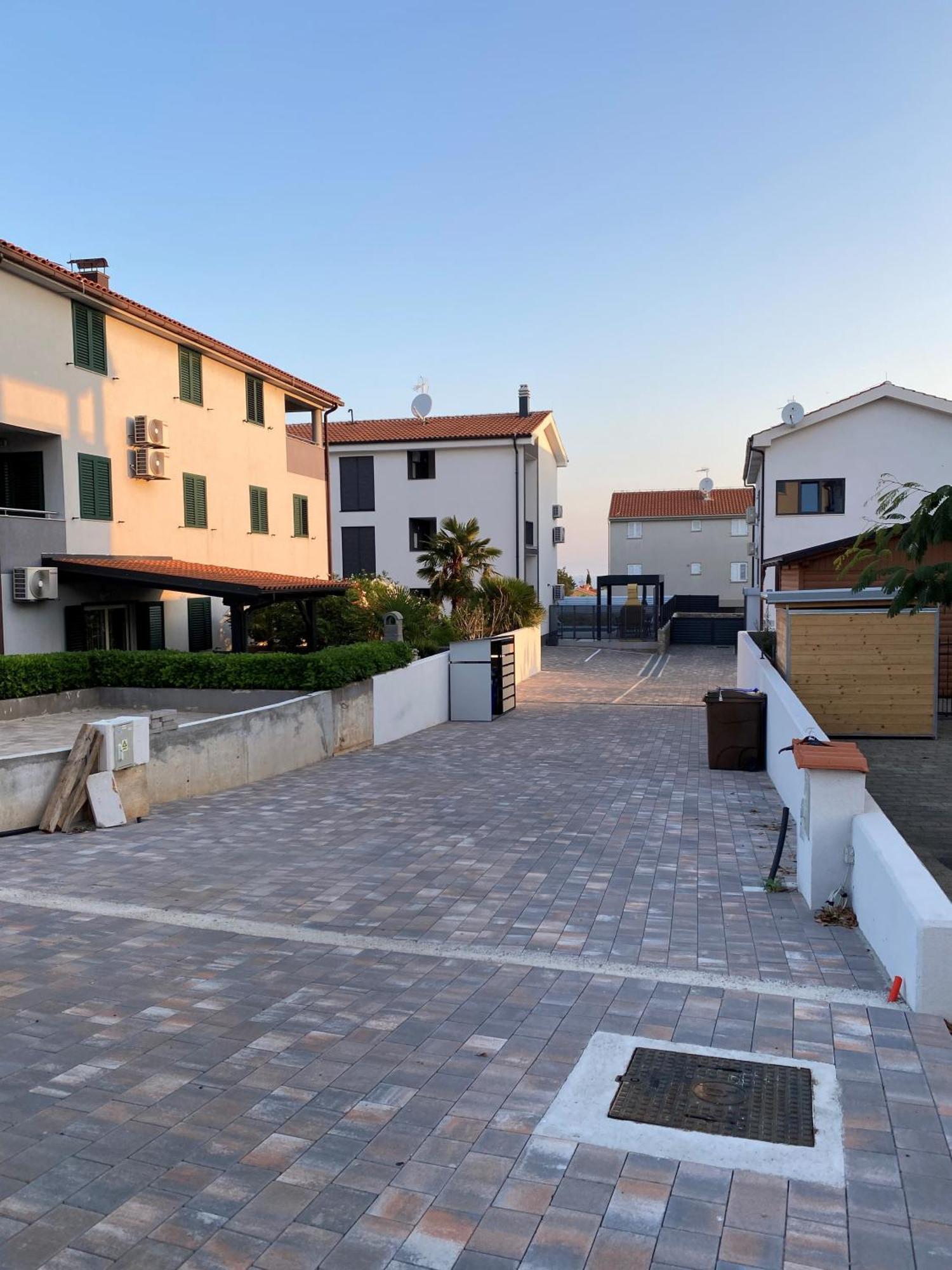 Luxury Apartments Marty Malinska Exterior photo